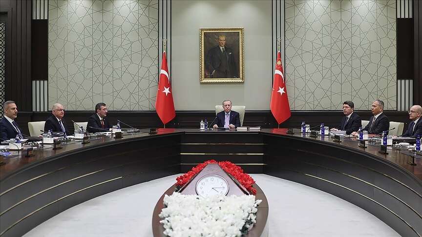 CHP’de yeni evre: Milletin ayağına gitme dönemi 3